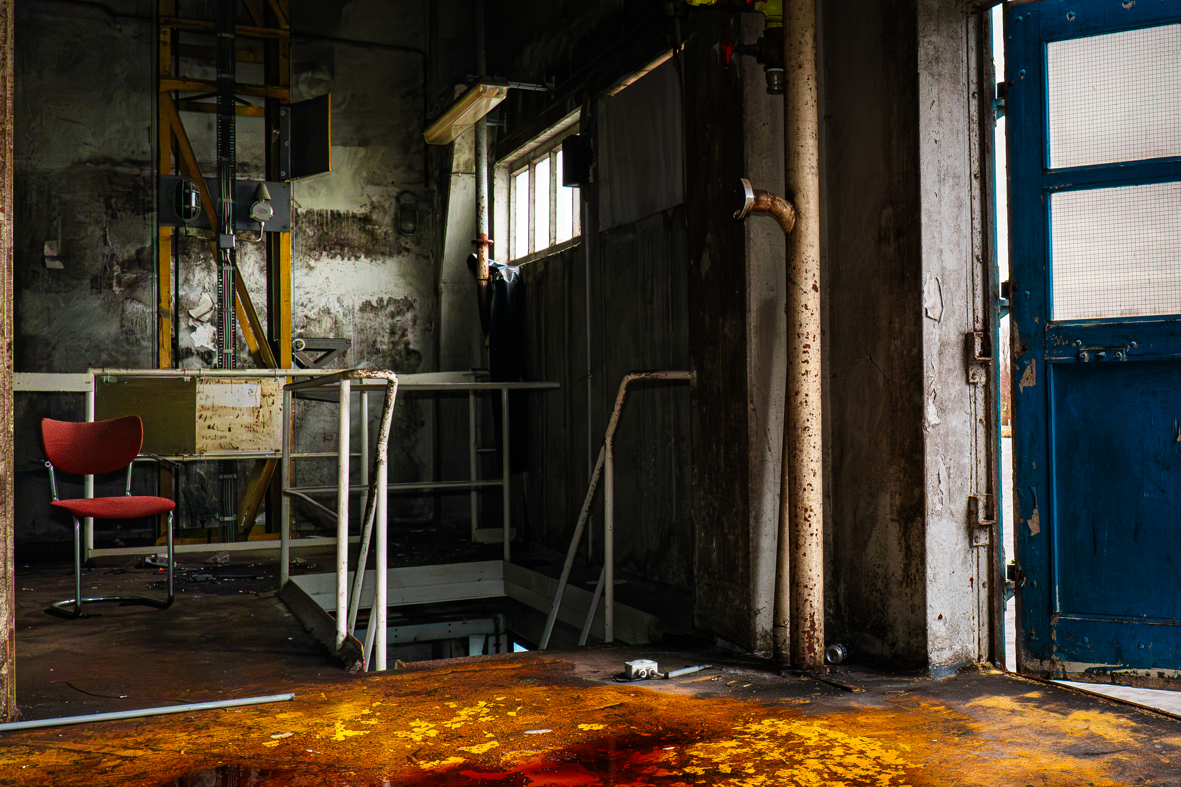 Urbex, a factory near the Zaan